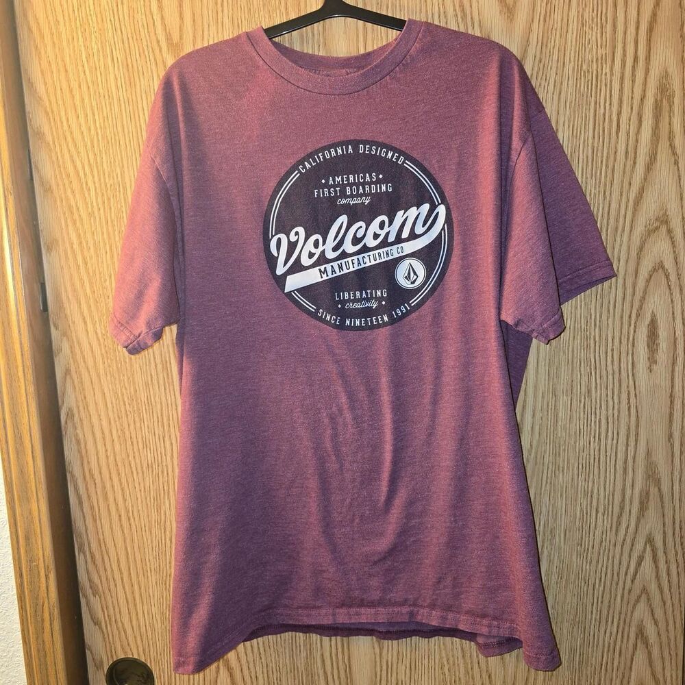 Volcom Large Dusty Mauve Red Circle Script Logo Graphic T Shirt Skate Surf